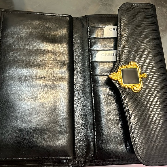 Oggi Domoni Cowhide wallets Gold detail - Picture 8 of 13